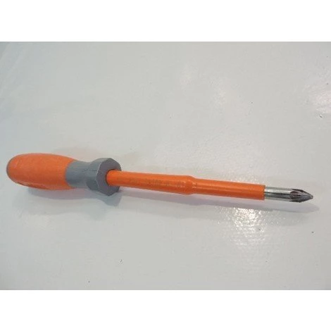 Tournevis Cruciforme Pozidrive 5x100mm Isolé 1000V Manche Bi-matière Lame Acier Chromé Empreinte PZ1 DERANCOURT POZI5X100B