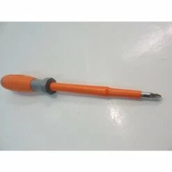 Tournevis Cruciforme Pozidrive 6x125mm Isolé 1000V Manche Bi-matière Lame Acier Chromé Empreinte PZ2 DERANCOURT POZI6X125B